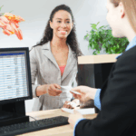 Why Choose a Licensed Moneylender Over a Bank in Singapore? Pros and Cons